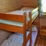 8 Person In Olden